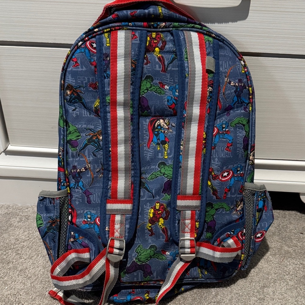Pottery Barn Kids Marvel Superheroes Backpack - Picture 3 of 4